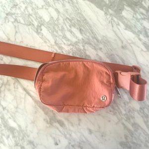 Lululemon belt bag